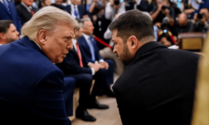 突发！乌战机凌空爆炸，41名乌高官被俄通缉，泽连斯基面临下台危机？