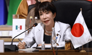 48小时已过，中国战区亮刀，对日称呼有变化，高市早苗被日本民众唾弃